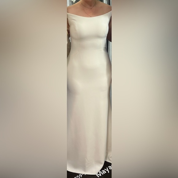 ELEGANT MAGGIE SOTTERO WEDDING DRESS - Picture 4 of 7